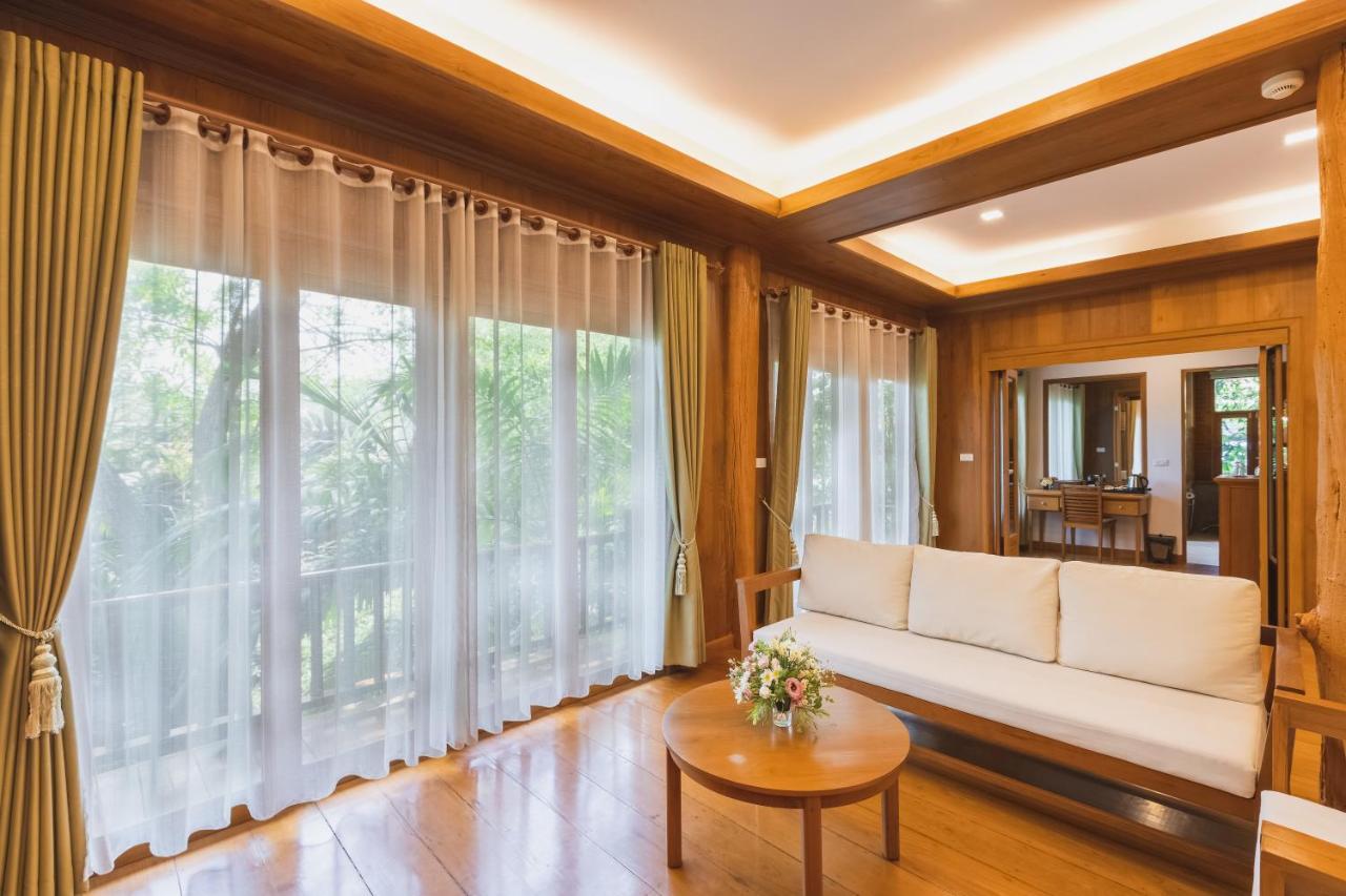 Vanasin Residence Tak Exterior foto